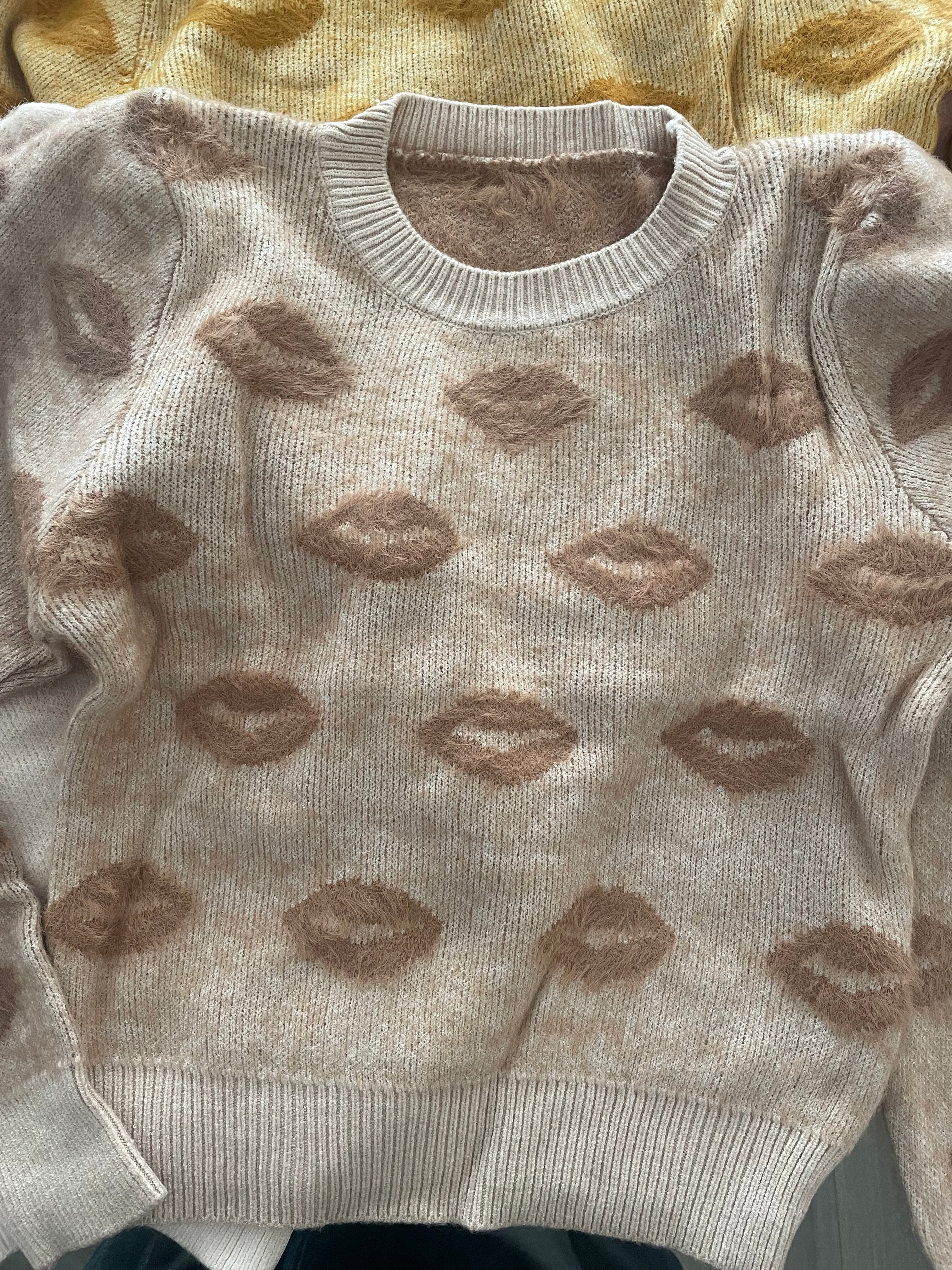 Sweater besitos